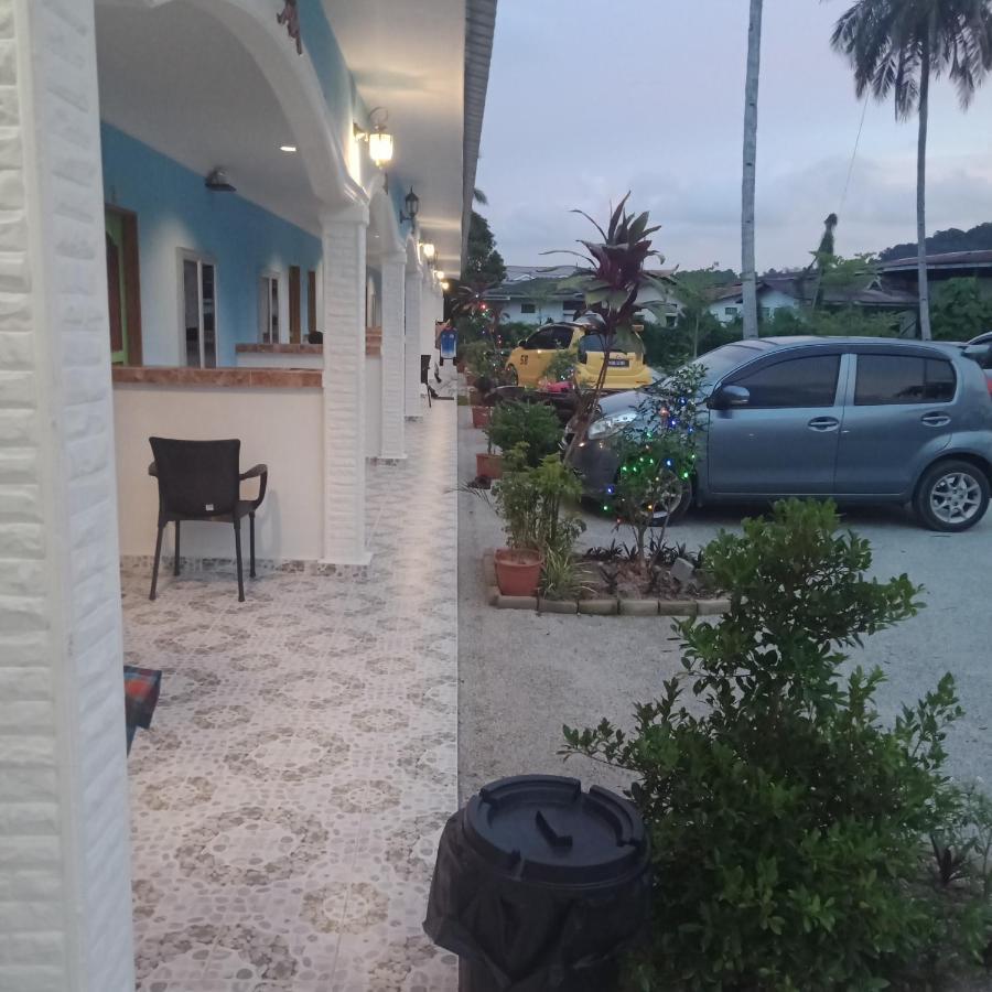 Mazza Nur Motel Pantai Cenang  Buitenkant foto